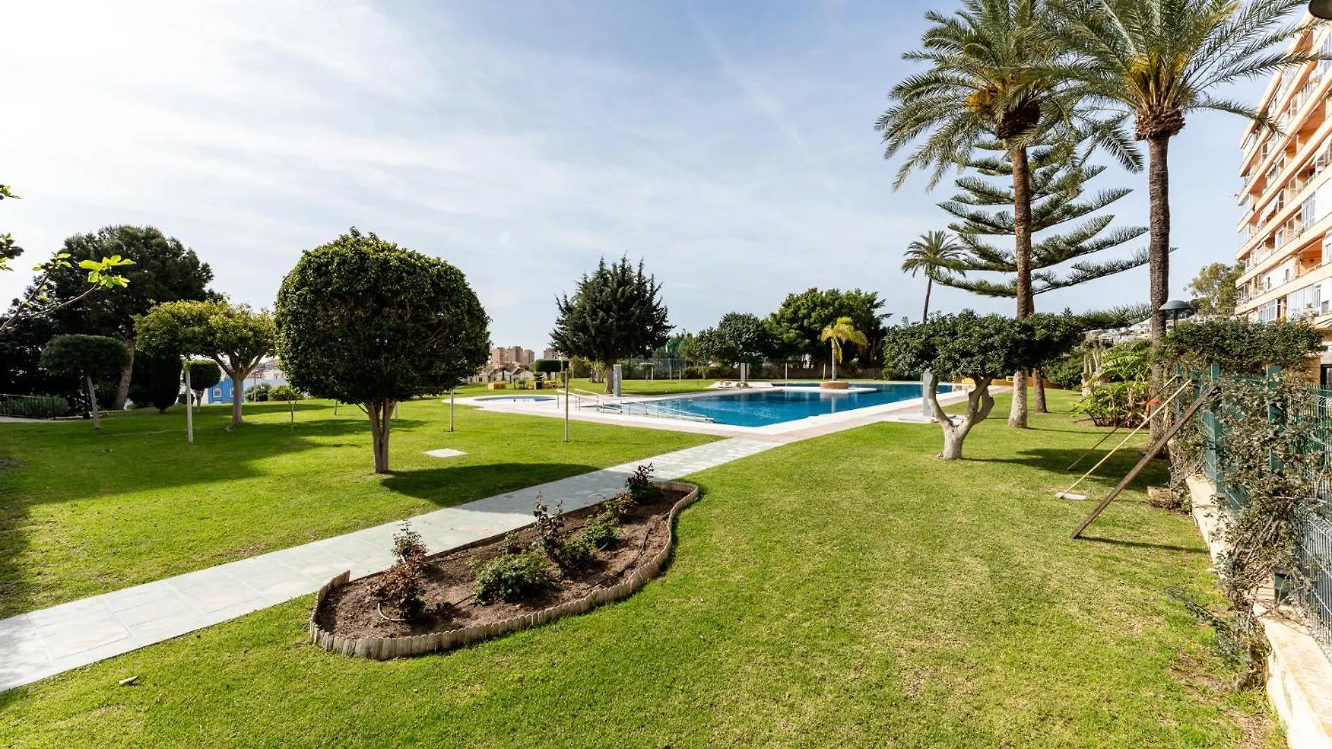 Malagasuite Cozy Studio & Pool توريمولينوس 0*,